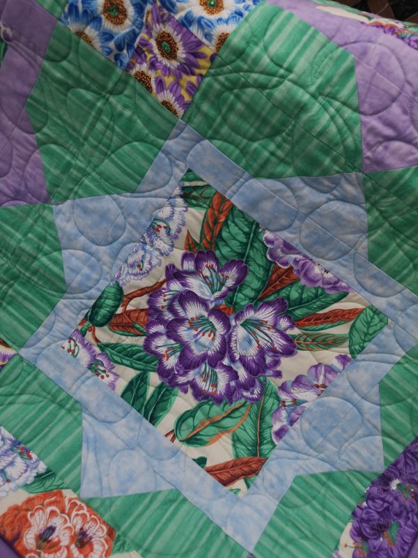 Large Block Flower Quilt - Image 3