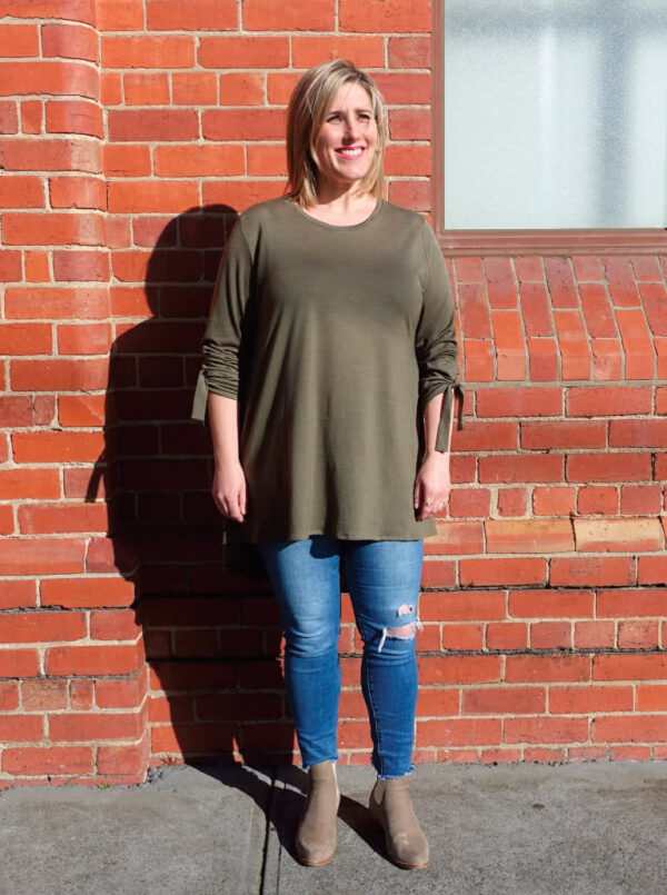 Style Arc Oakley Knit Tunic (sizes 18 to 30) - Image 2