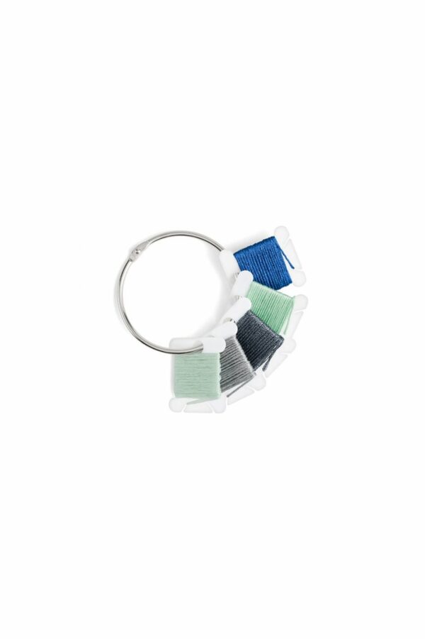 DMC 28 Plastic Floss Bobbins with Organizer Ring - Image 2