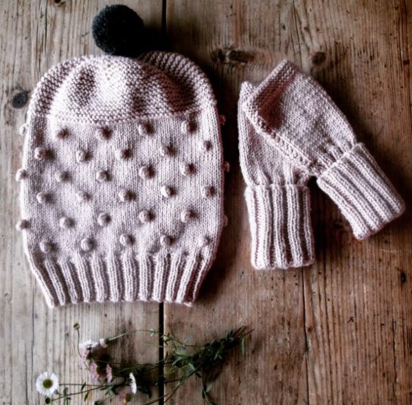 Lisa F Design Leaflet Lc37 - Lucille Hat and Mitts - Image 2