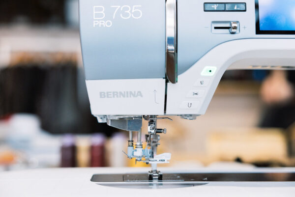 BERNINA 735 PRO - Image 4
