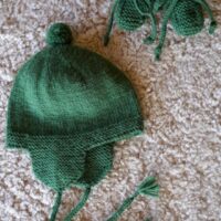 Lisa F Design Leaflet Bc136 - Amari Hat and Booties